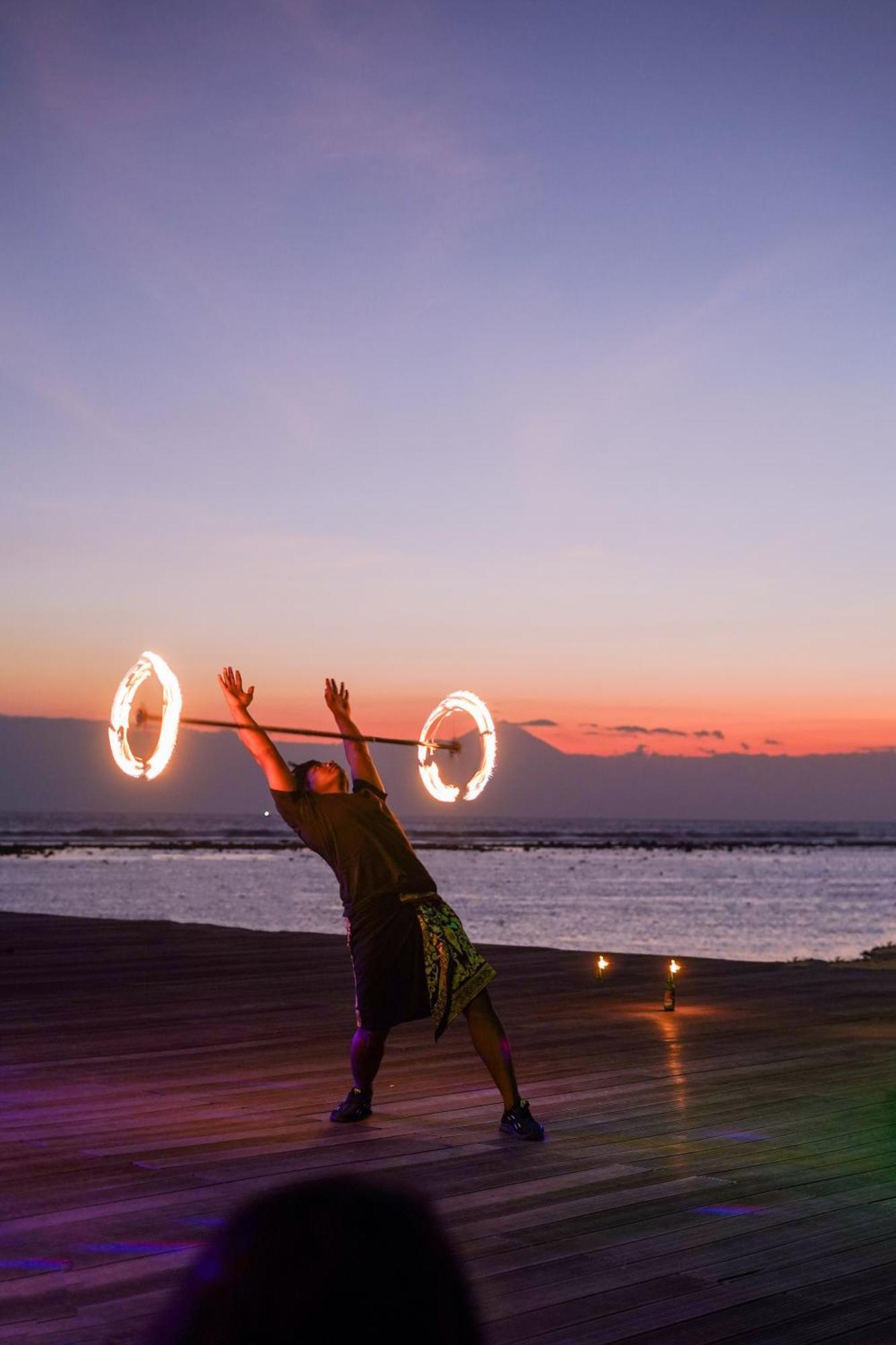 Pinkcoco Gili Trawangan - Constant Surprises - For Cool Adults Only Hotel Exterior photo